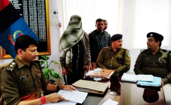 रांची के लॉज में रहकर करता था साइबर क्राइम, फ्रीज किये गए खाते से निकासी के प्रयास में गिरफ्तार