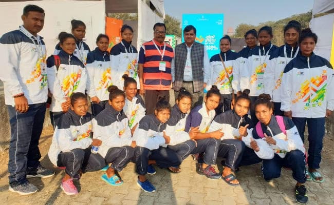 झारखंड के महिला-पुरूष हॉकी खिलाड़ियों ने राज्य के लोगों को युवा दिवस पर दिया तोहफा