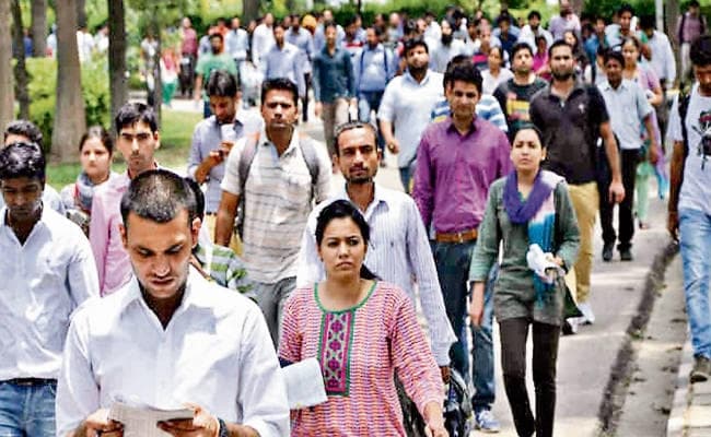 कार्यशील आयुवर्ग की जनसंख्या में बढ़ोतरी से अर्थव्यवस्था को मिलेगी गति