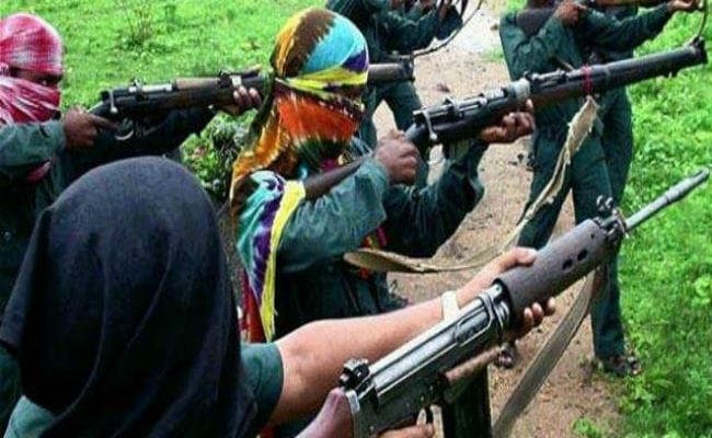 गिरिडीह : नक्सलियों ने अचानक कर दी फायरिंग, सीआरपीएफ जवानों के जवाबी कारवाई के बाद भाग निकले