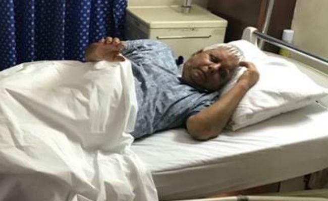 लालू के दायें कंधे में सूजन, माइक्रो मसाज से किया जायेगा इलाज