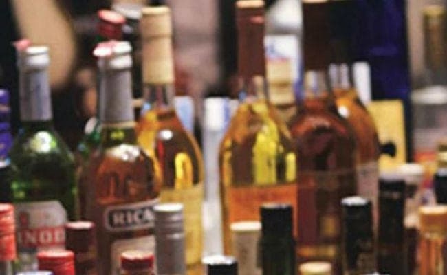 खुफिया विभाग की रिपोर्ट : रामगढ़ में हरियाणा लेबल शराब की होटल-ढाबों में खूब हुई बिक्री