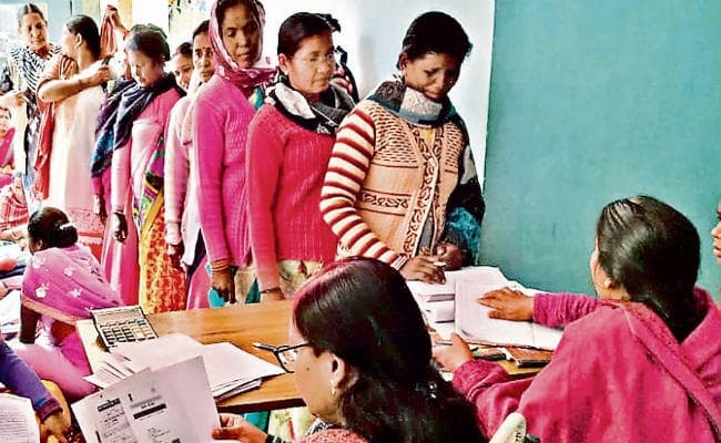 रांची : एक या दो बेटी वाली मां दे सकती हैं आवेदन, जन्म से लेकर वयस्क होने तक मिलेंगे " 40 हजार