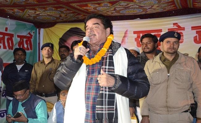 कोई मुझसे भी तो पूछे, मैं BJP का टिकट लूंगा या नहीं : शत्रुघ्न सिन्हा