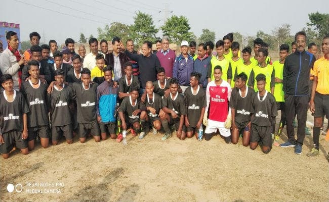 प्रभात खबर अंतर जिला फुटबॉल टूर्नामेंट : जामताड़ा ने देवघर को 4-0 से हराया