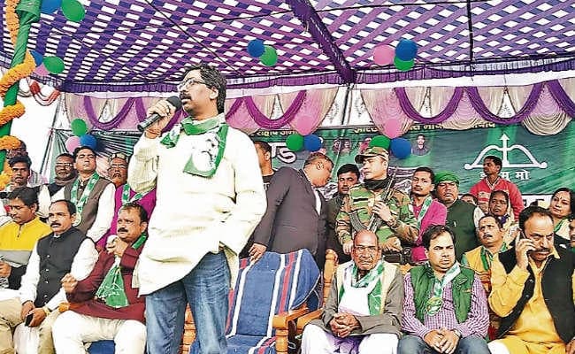 रमकंडा पहुंची नेता प्रतिपक्ष हेमंत सोरेन की संघर्ष यात्रा, कहा, झारखंड बनने के 18 साल बाद भी नहीं बदली गरीबों की दशा