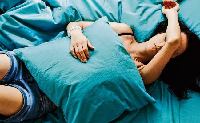 अधिक नमक के सेवन से महिलाएं हो सकती हैं वाटर रिटेंशन का शिकार, बचाव के लिए करें ये उपाय