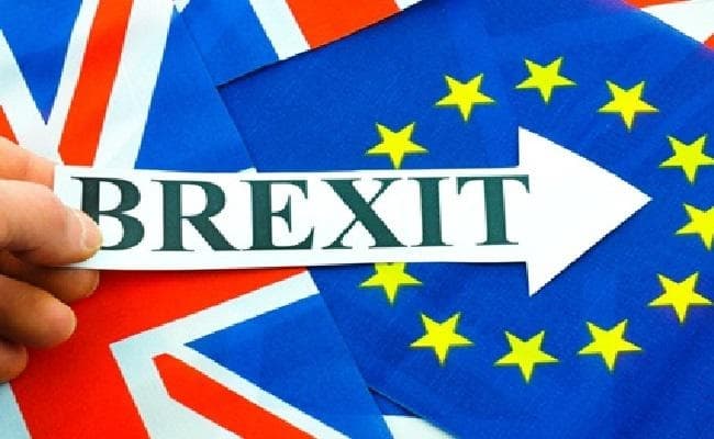 फैसले की घड़ी: ब्रिटिश सांसद ब्रेक्जिट समझौते पर करेंगे मतदान