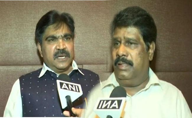 कर्नाटक : कांग्रेस-जेडीएस सरकार से दो विधायकों ने समर्थन वापस लिया