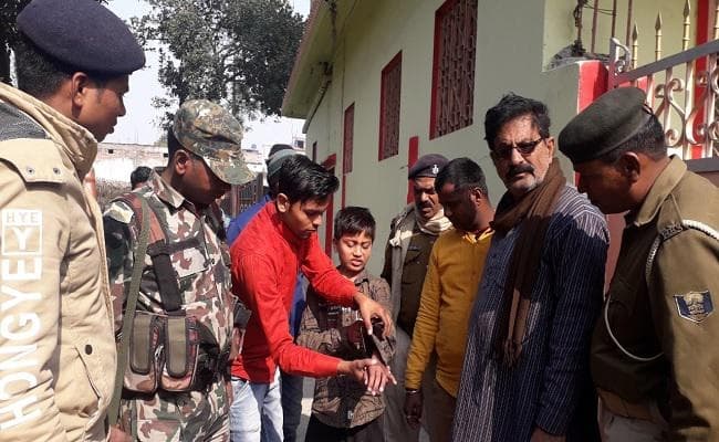 प्रिंसिपल की पिटाई से चौथी कक्षा का छात्र गंभीर रूप से घायल, हंगामा