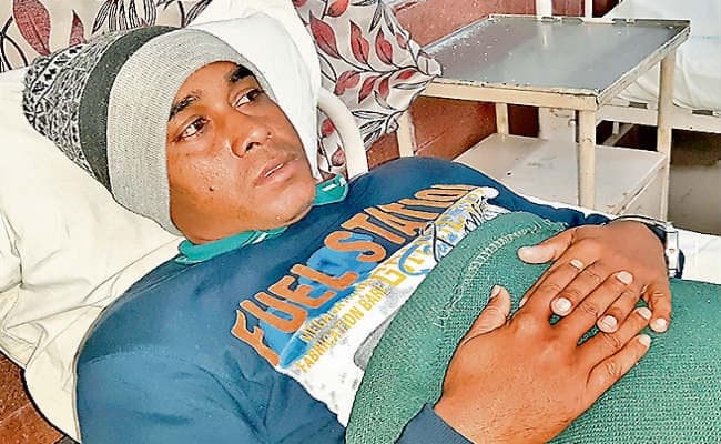 अफसर के घर झाड़ू-पोछा नहीं करने पर किया ट्रांसफर