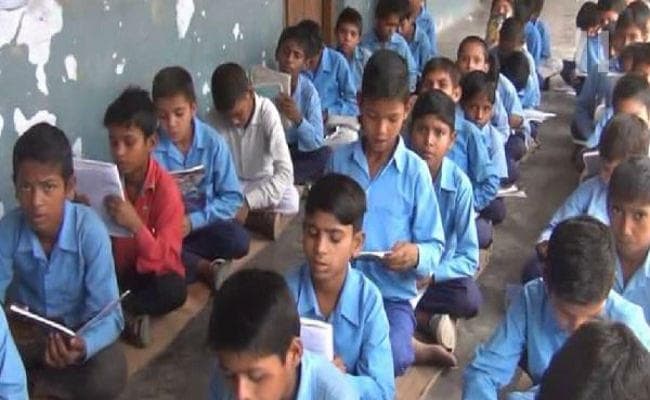 रांची : सरकारी स्कूलों की कक्षा दो के 32.2% बच्चे नहीं पहचानते अक्षर, सात के 75% नहीं बना पाते घटाव