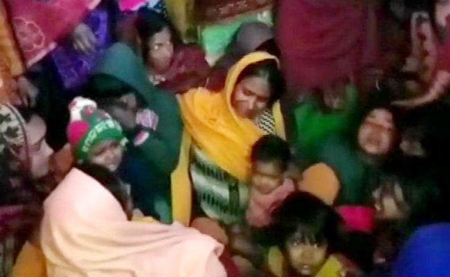 आधी रात को नक्सलियों ने गांव में बोला हमला, पुलिस मुखबिरी के संदेह में दो ग्रामीणों की कर दी हत्या