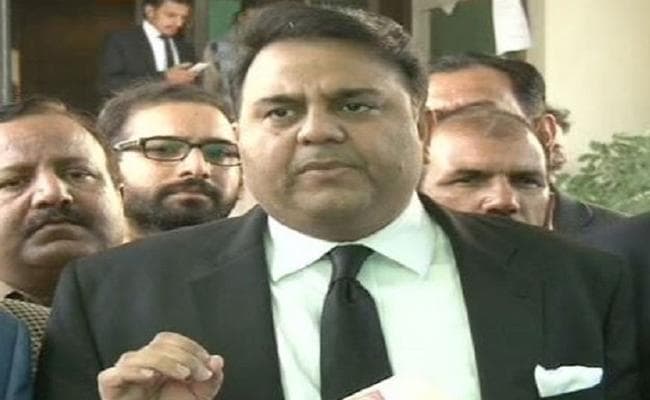 संपत्तियों का ब्योरा नहीं देने पर पाकिस्तान में 332 सांसद, विधायक निलंबित