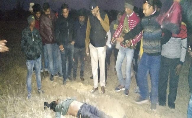 गुमला : फूल विक्रेता की अपहरण के बाद हत्या