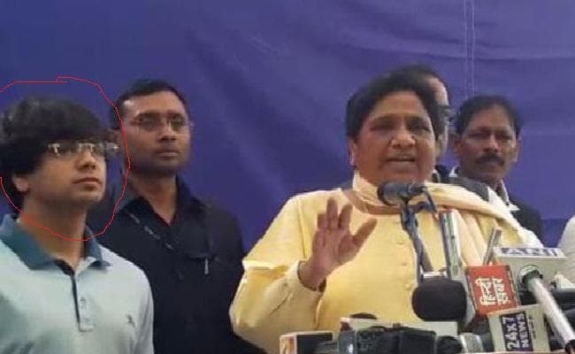 कौन होगा बसपा प्रमुख- मायावती ने कहा, भतीजे आकाश को सीखने का मौका दूंगी