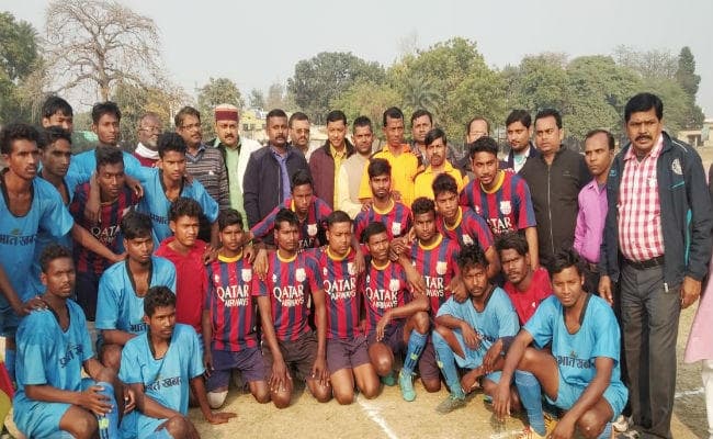 #Aaogoalkaren : साहिबगंज को 4-1 से रौंदकर दुमका क्वार्टर फाइनल में
