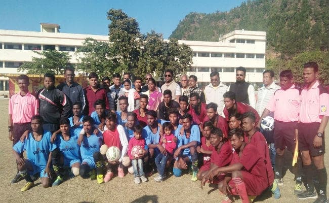 #Aaogoalkaren : लातेहार ने गढ़वा को 3-2 से हराया