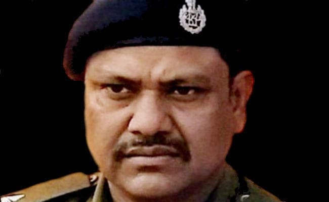 जब्त शराब की हेराफेरी में निलंबित थानेदार और जमादार के खिलाफ कोर्ट ने जारी किया वारंट