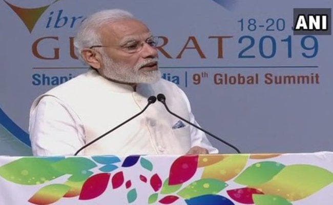 वाइब्रेंट गुजरात में बोले मोदी - भारत को Business Ease Ranking में शीर्ष 50 में पहुंचाना लक्ष्य