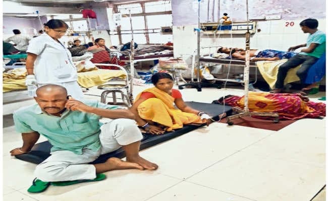 डॉक्टरों की कमी से जूझ रहे सरकारी अस्पताल