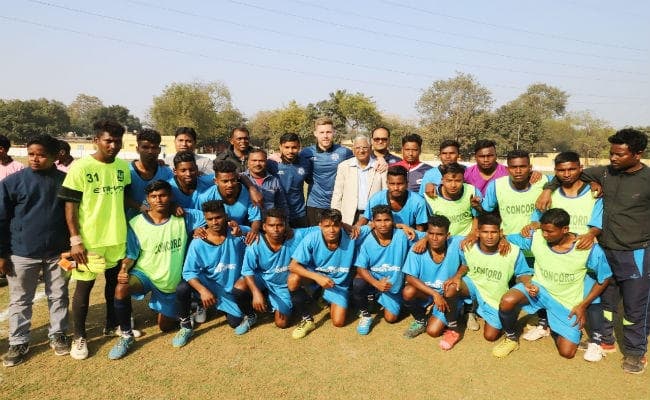 #Aaogoalkaren : चाईबासा को हराकर जमशेदपुर सेमीफाइनल में