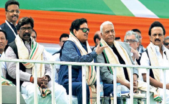 कोलकाता : देशविरोधी हैं नोटबंदी, जीएसटी व राफेल जैसे मुद्दे