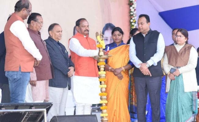 हरमू मैदान में बोले मुख्‍यमंत्री रघुवर दास- जाति संप्रदाय से ऊपर उठकर काम कर रही है सरकार