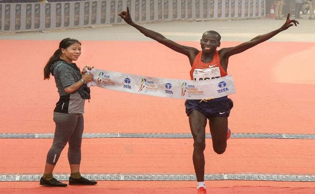 लागेट और अलेमु ने जीती मुंबई मैराथन, देखें तसवीरें