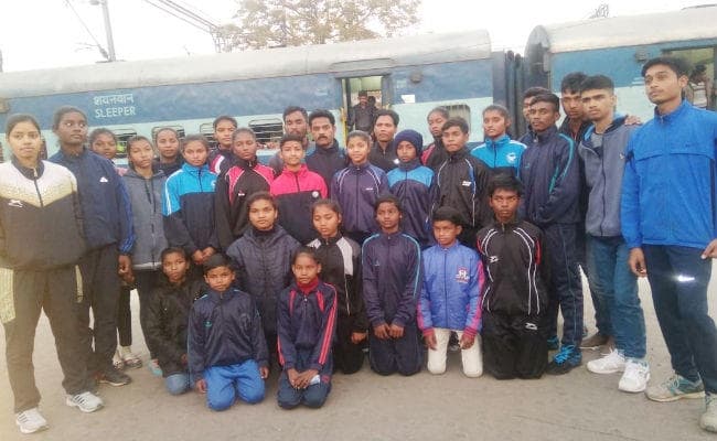 18वें सब जूनियर नेशनल वुशू चैंपियनशिप में भाग लेने के लिए सिल्‍ली के खिलाड़ी रवाना