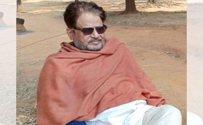 देवघर पहुंचे फिल्‍म एक्‍टर रघुवीर यादव ने कहा - महानगरों में शूटिंग होती है, लेकिन गांवों में ही नेचुरल लोकेशन