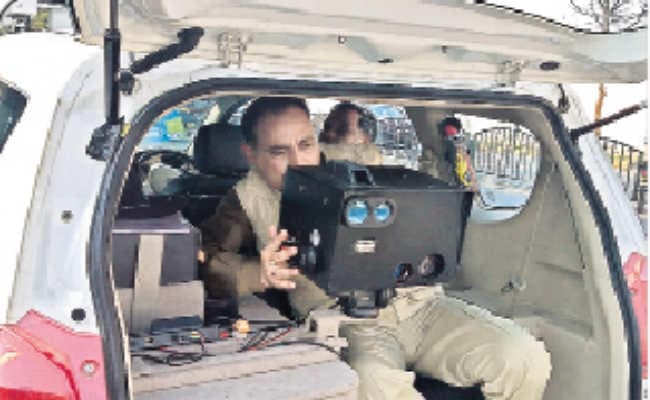 जमशेदपुर  :  तेज रफ्तार वाहनों को पकड़ेगा इंटरसेप्टर