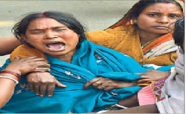 120 की रफ्तार में कार पांच बार पलटी, नहीं खुला एयरबैग, दो की मौत, तीन की हालत गंभीर