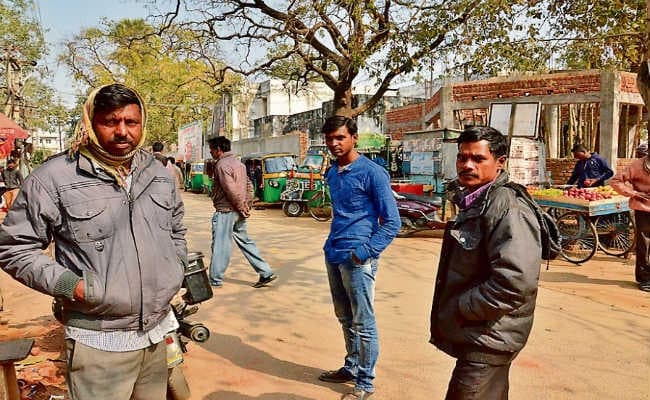 दुर्घटना में घायल सारवां के युवक की मौत