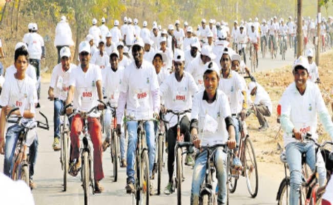 एसएसपी ने साइकिल चला प्रदूषण मुक्त सिटी बनाने का दिया संदेश