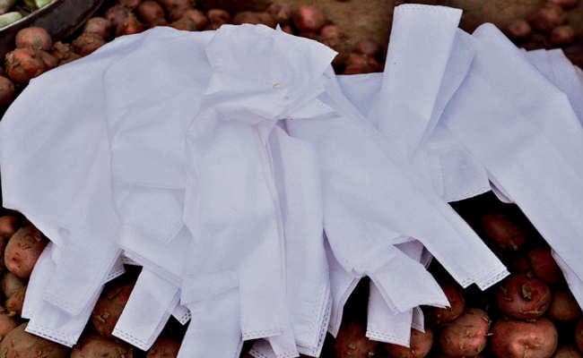 पॉलीिथन बैन : अब गया का ''गला घोंट देंगे'' नये कैरी बैग