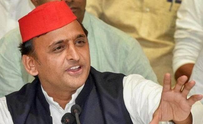 अखिलेश का भाजपा पर तंज, पूछा - प्रधानमंत्री के लिए कोई दूसरा चेहरा हो तो वह बताये