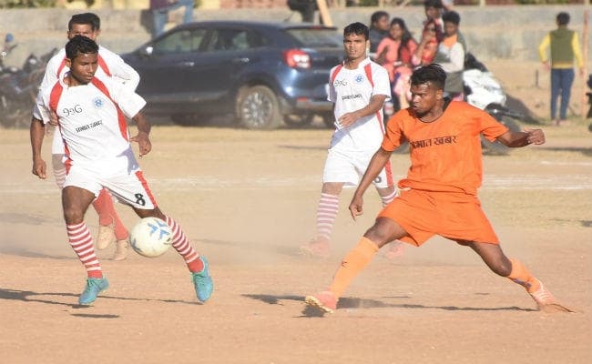 #Aaogoalkaren : धनबाद और जमशेदपुर में खिताबी भिड़ंत