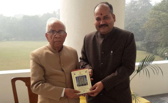 वैदिक विज्ञान केंद्र वेदों की वैज्ञानिकता को करेगा उजागर : डॉ त्रिपाठी