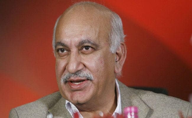 अकबर ''मीटू'' मामला : कोर्ट ने मानहानि मामले में पत्रकार को तलब करने पर आदेश सुरक्षित रखा