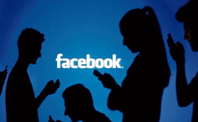 सोशल मीडिया पर लिखते समय बरतें सावधानी