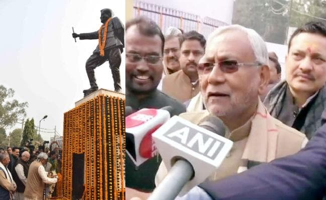 नीतीश ने बोस की प्रतिमा पर किया माल्यार्पण, विपक्ष के ईवीएम के आरोपों पर कहा- VVPAT होने पर EVM बिल्कुल सही