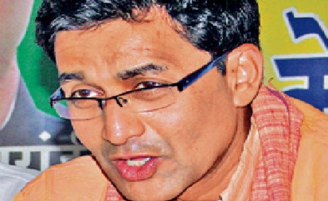 नक्सली से फोन पर बात करने के मामले में कांग्रेस के वर्तमान प्रदेश अध्यक्ष डाॅ अजय पर आरोप गठित