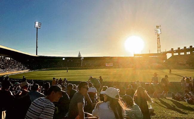 .....जब पहली बार ‘सूरज’ ने रोका मैच, भारत जीता