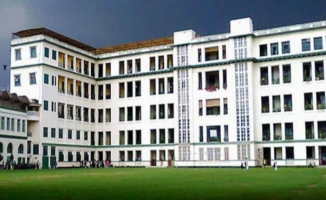 कोलकाता : सेंट जेवियर्स यूनिवर्सिटी में बीकॉम कोर्स मई से