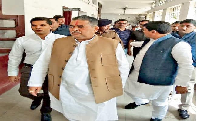 धनबाद्र :  संजय सिंह हत्याकांड में पप्पू सिंह के खिलाफ आरोप गठन