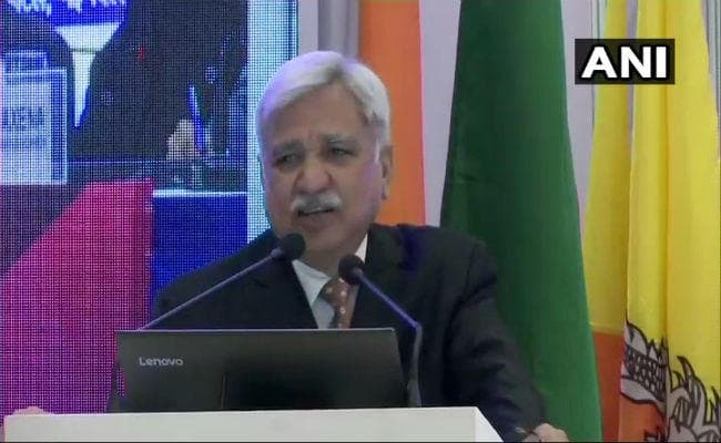 इवीएम विवाद: बोले  मुख्य चुनाव आयुक्त- हम परेशान होने वाले नहीं, नहीं लौटेगा बैलट पेपर्स युग