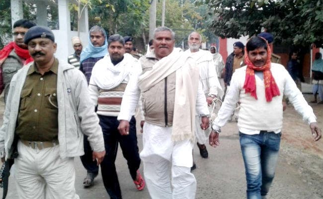 लखीसराय : बहुचर्चित पोखरामा तिहरे हत्या कांड में छह दोषी करार, एक बरी