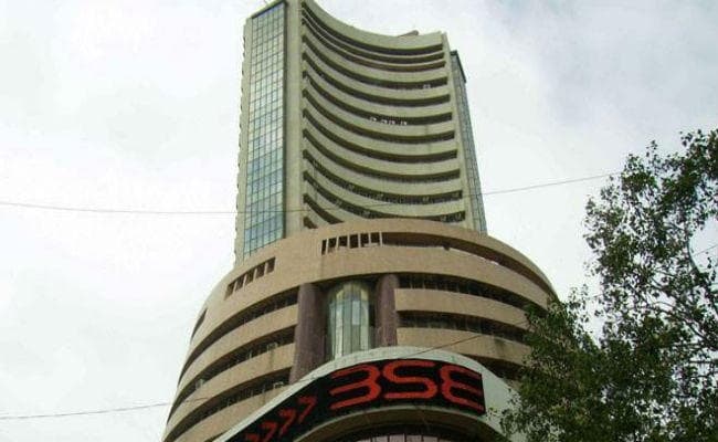 रिलायंस, यस बैंक और आईटीसी के दम पर सेंसेक्स में मामूली सुधार, दो दिनों की गिरावट पर लगा ब्रेक