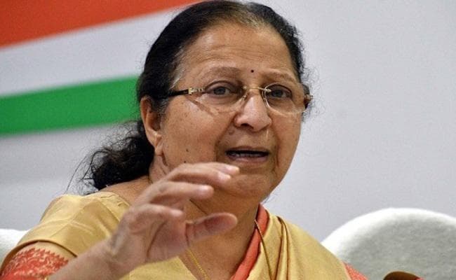 #PriyankaInPolitics : लोस अध्यक्ष ने कहा - राहुल अकेले राजनीति नहीं कर सकते